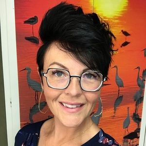 Meet your Posher, Mindy